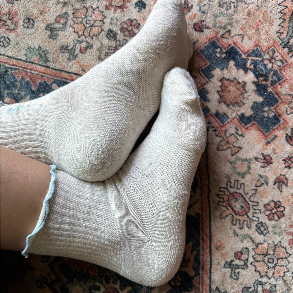 Worn Woman’s cream crew socks - Picture 3 of 5